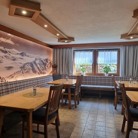 Gasthof Pension Santeler Sankt Leonhard im Pitztal Dış mekan fotoğraf